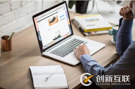 企業(yè)在seo優(yōu)化和sem競價之間應(yīng)該如何選擇？